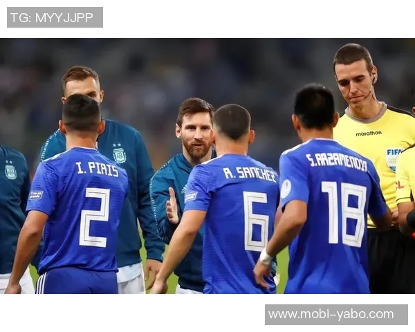 韩国队再下一城吴贤揆反越位单刀破门助力球队领先巴拉圭2-0