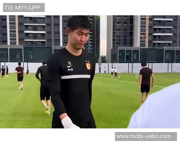 媒体人点评国安表现张健智表现突出呼吁冬季改革以重振球队士气